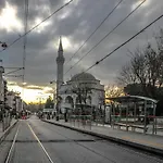 Bon Hotel Old City - Special Class